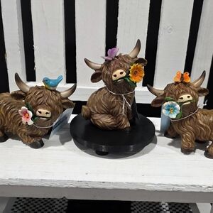 Highland Cow Spring Figurines – Floral & Bird Accents  Farmhouse Decor.